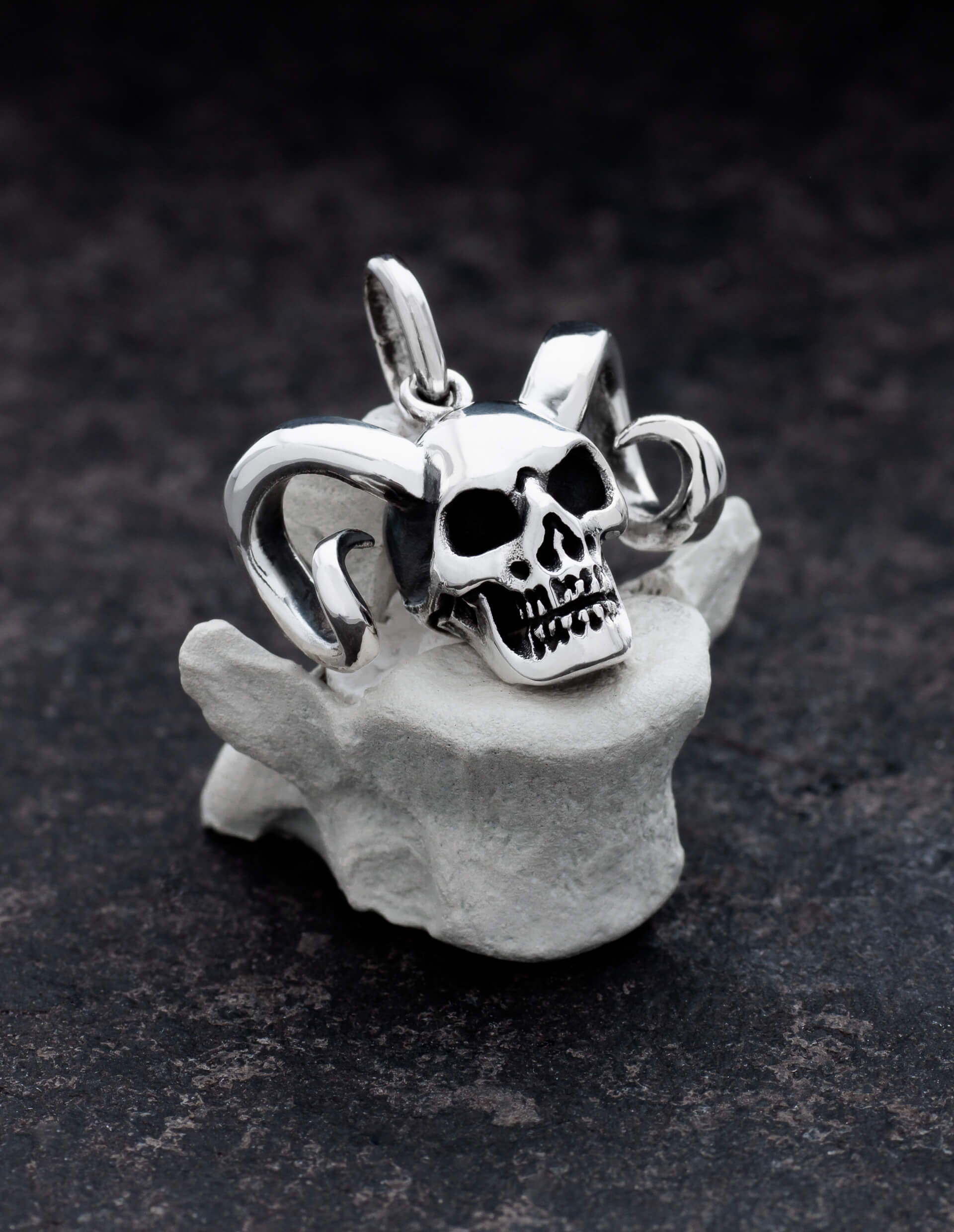 Mini Skull Charm, Add-on Skull Charm Totenkopf Anhänger Goth Skull